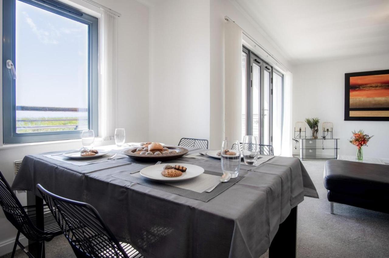Maritime Quarter - 2 Bedroom Apartment - Sa1 Beach Front Fishermans Way สวอนซี ภายนอก รูปภาพ