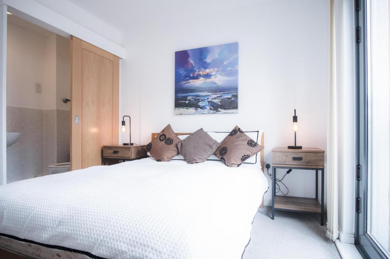 Maritime Quarter - 2 Bedroom Apartment - Sa1 Beach Front Fishermans Way สวอนซี ภายนอก รูปภาพ