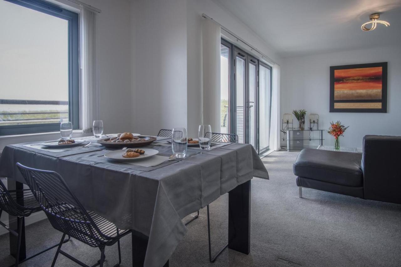 Maritime Quarter - 2 Bedroom Apartment - Sa1 Beach Front Fishermans Way สวอนซี ภายนอก รูปภาพ