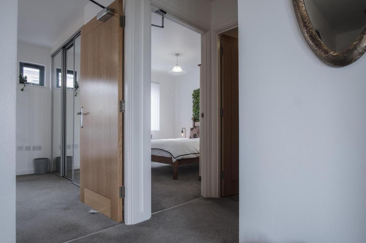 Maritime Quarter - 2 Bedroom Apartment - Sa1 Beach Front Fishermans Way สวอนซี ภายนอก รูปภาพ